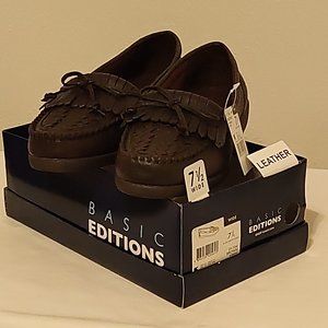 NEW Basic Editions Brown Leather Loafers 7.5 Wide NWT
